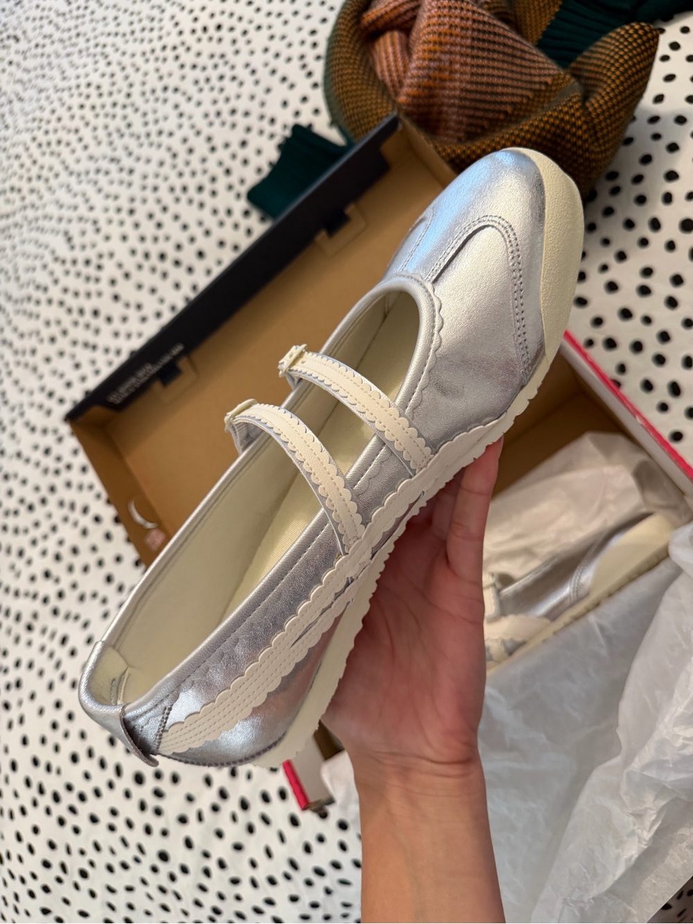 Onitsuka Tiger Metallic Silver Mexico 66 TGRS Flat with Cream Straps